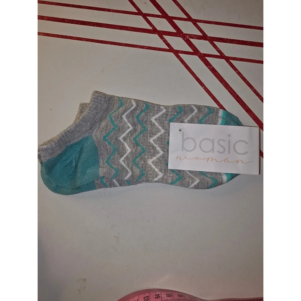 Basic Woman Grey Teal Chevron Bamboo Viscose Ankle Socks NWT RN153568